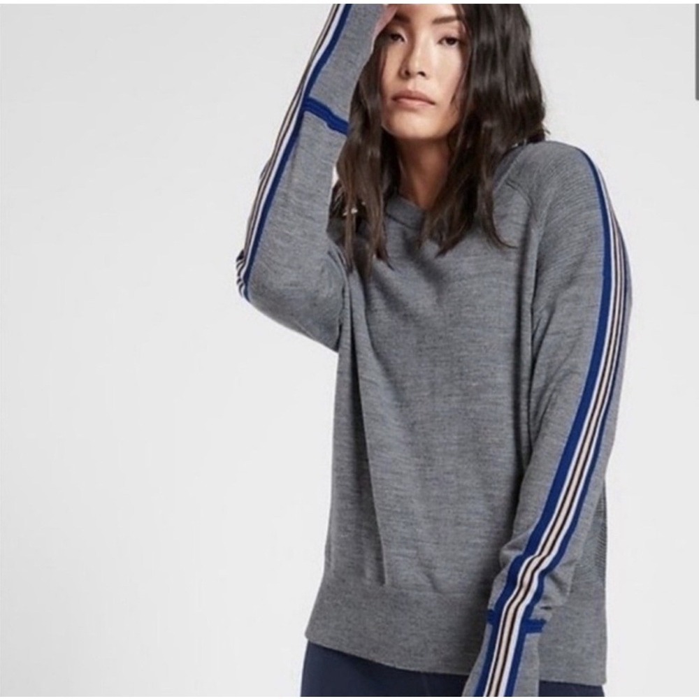 Athleta Gray Canyon Colorblock Striped Sleeve‎ M Sweater Ski Wool Blend Outdoors